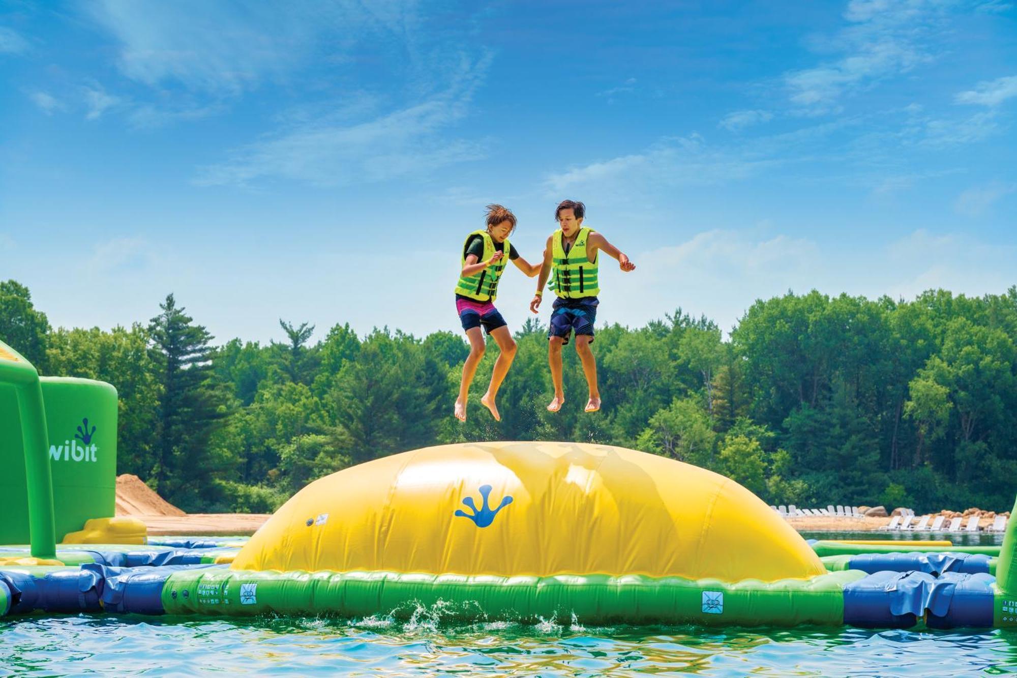 Natura Treescape Resort Wisconsin Dells Eksteriør billede
