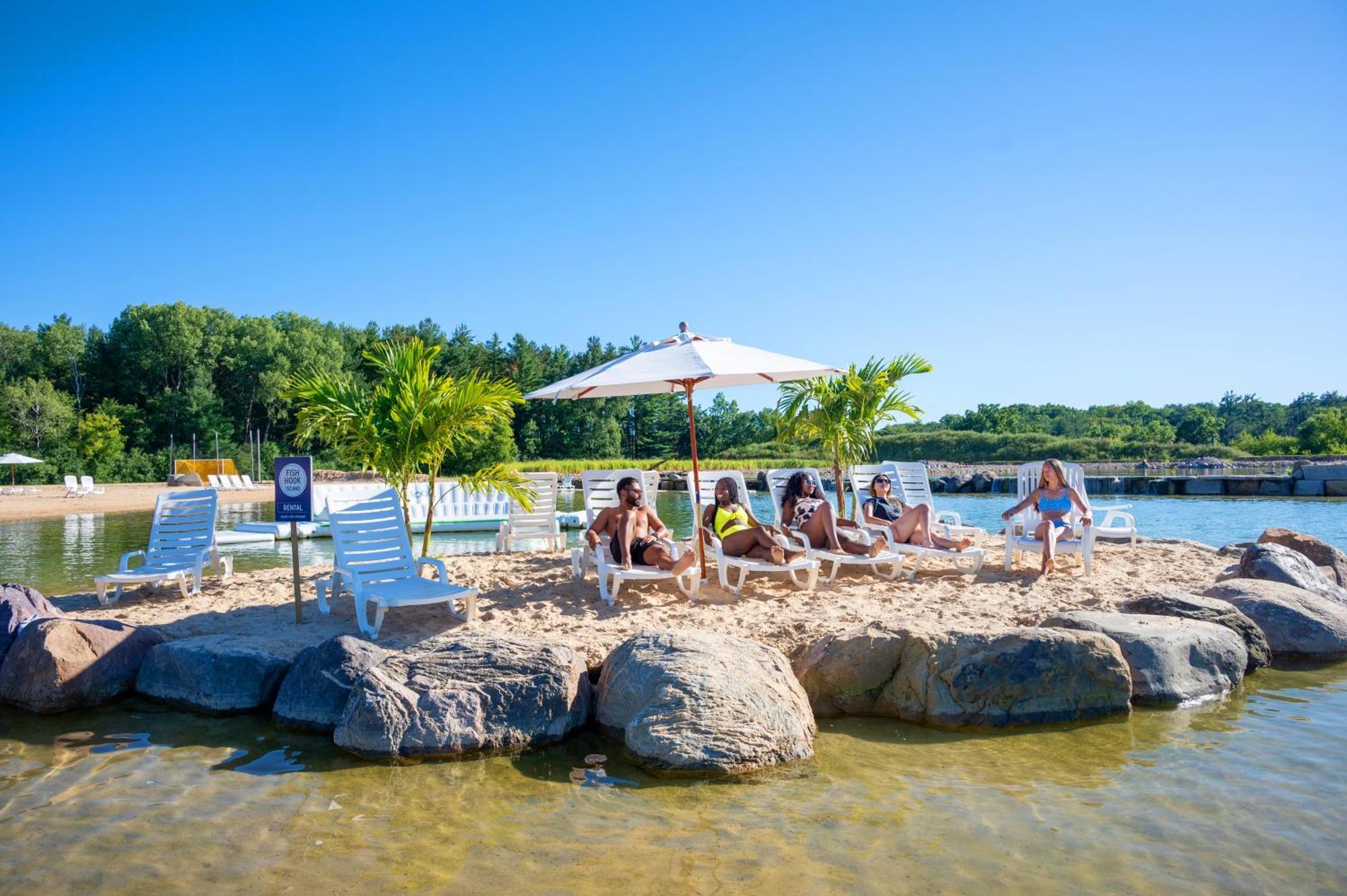 Natura Treescape Resort Wisconsin Dells Eksteriør billede